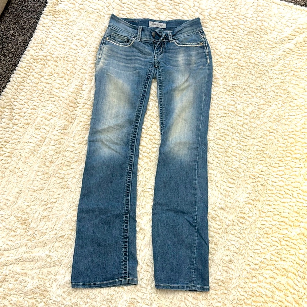 Low Rise - Daytrip Jeans - Size 25L